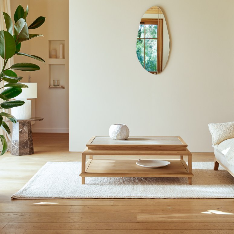 Rectangular coffee table in solid teak