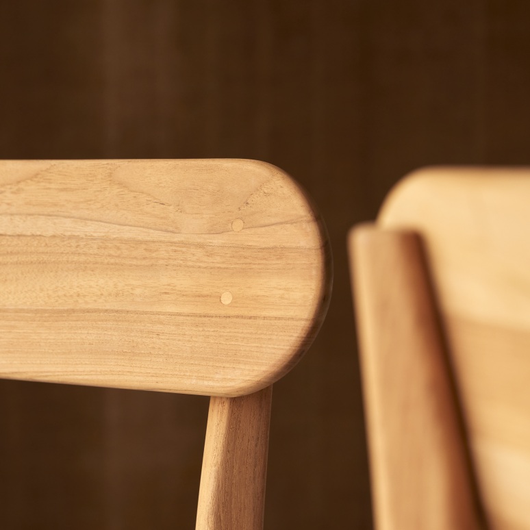 Abel - Sedia in teak massello