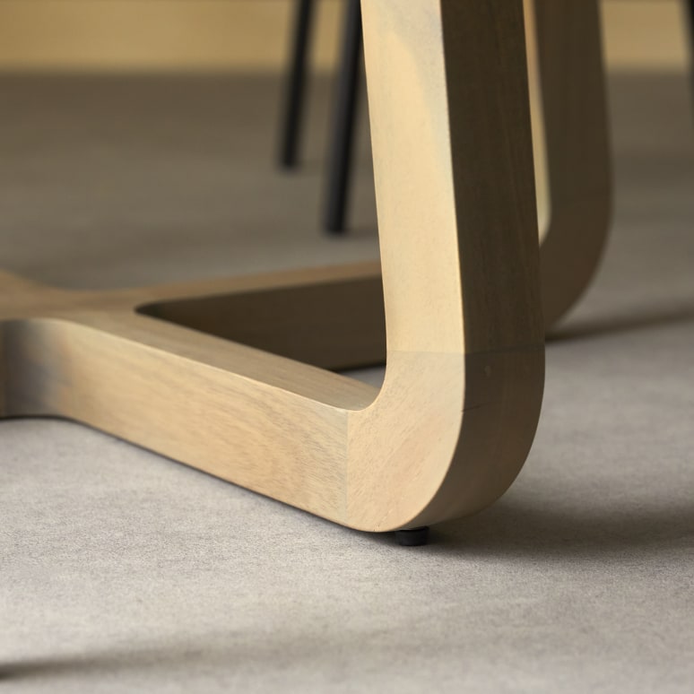 Elio - Round table in premium terrazzo and solid acacia – seats 4