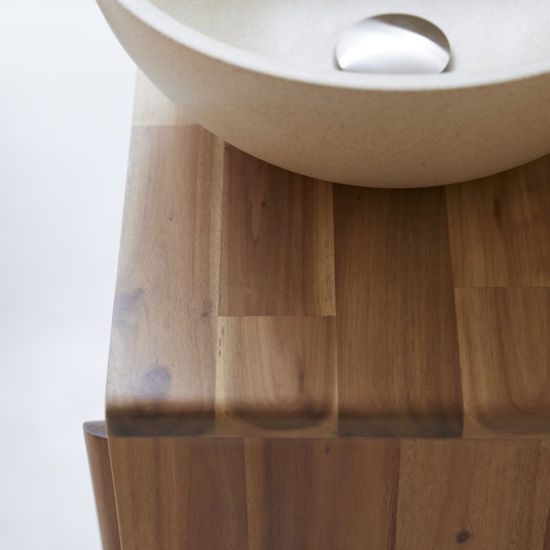 Lila - Bathroom cabinet in solid acacia - 50 cm