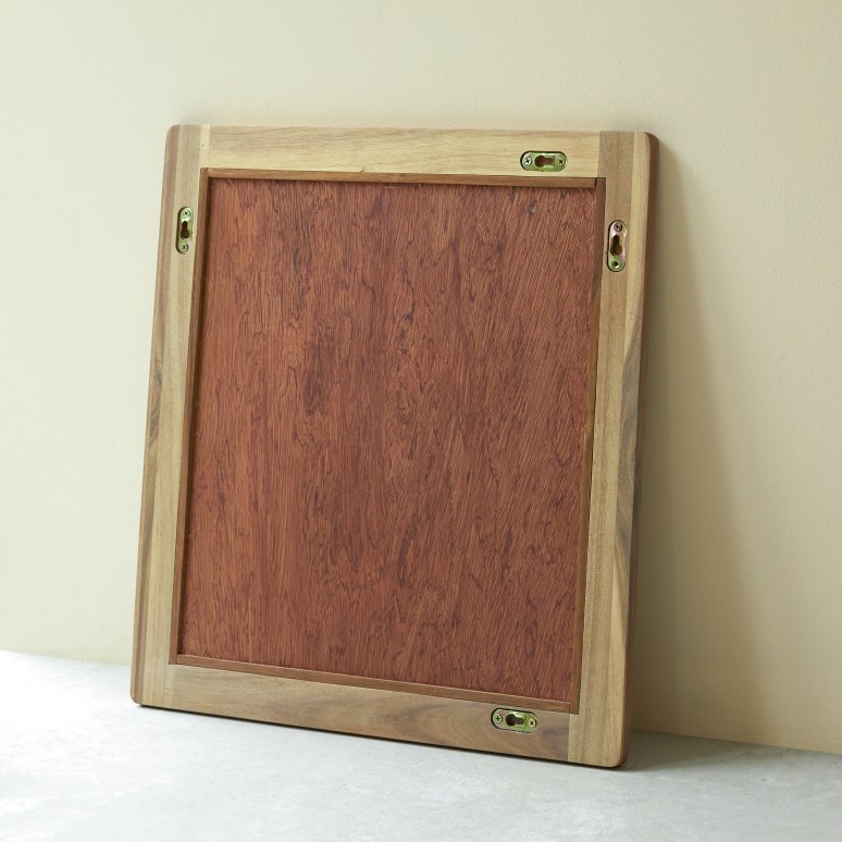 Lila - Espejo de acacia maciza de 55,5 cm x 50 cm
