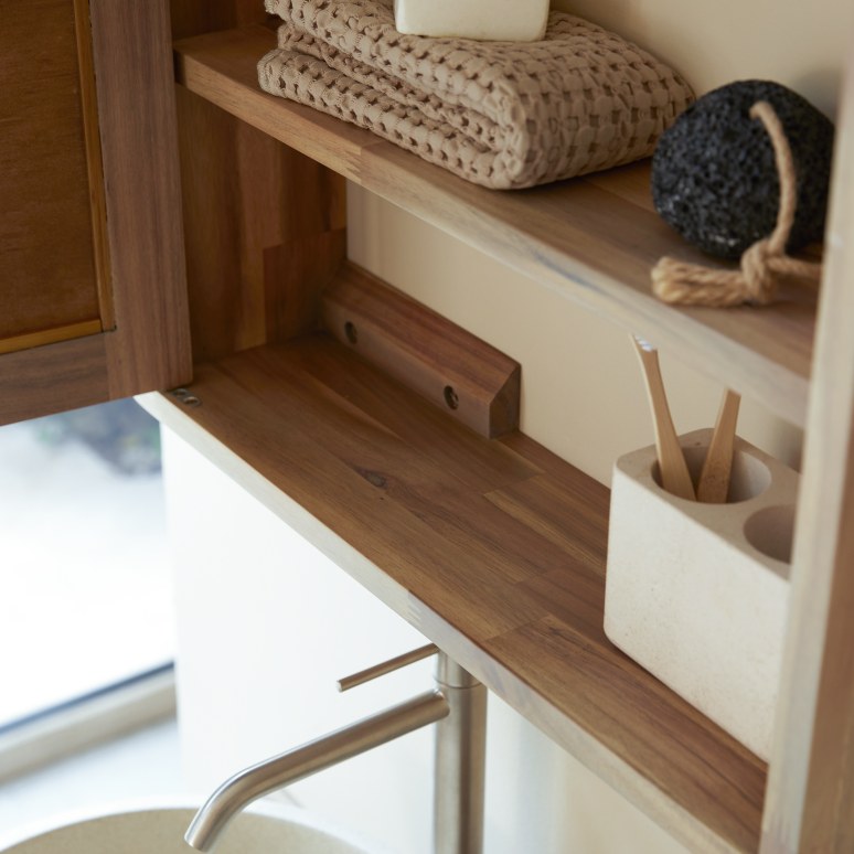 Lila - Bathroom cabinet in solid acacia