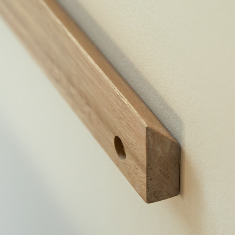 Lila - Column in solid acacia