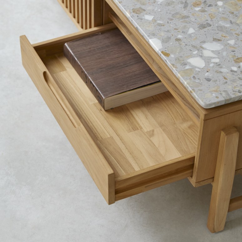 Isaure - TV-Schrank aus massivem Teakholz und Premium-Terrazzo 140 cm