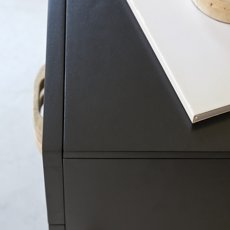 Sina - Black solid mango wood and rattan bedside table