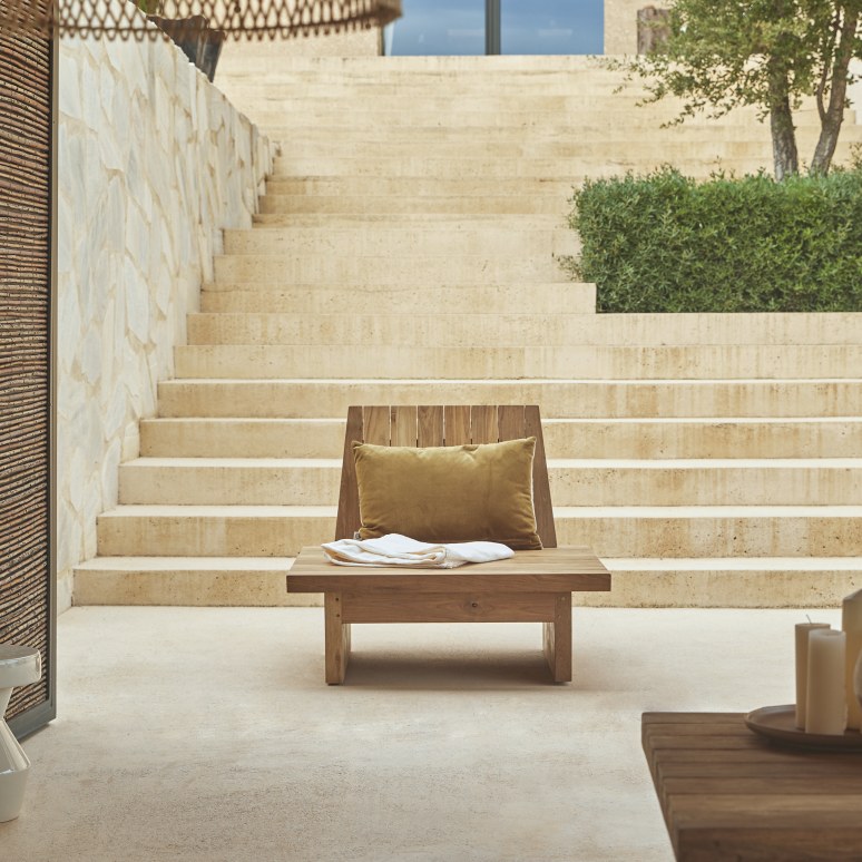 Joaquin - Garden armchair in solid reclaimed teak