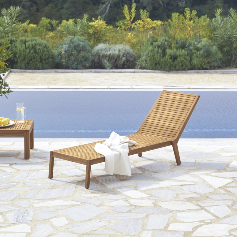 Teo -  Solid teak garden lounger