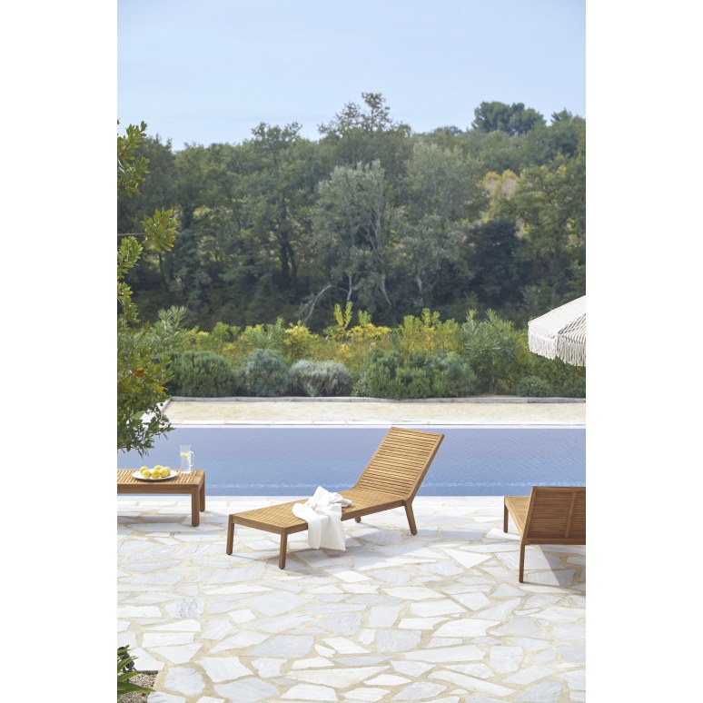 Teo -  Garden lounger in solid teak