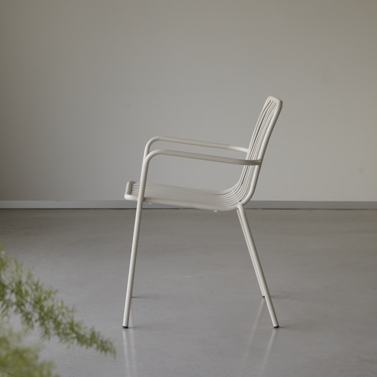 Gaby - Sessel Cream aus Metall