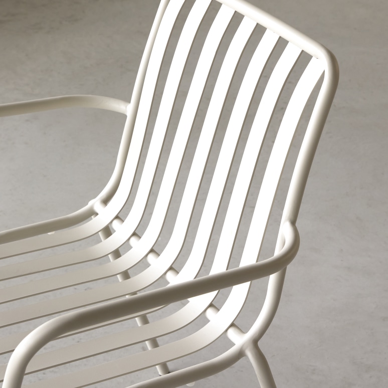 Gaby - Sillón de metal color crema