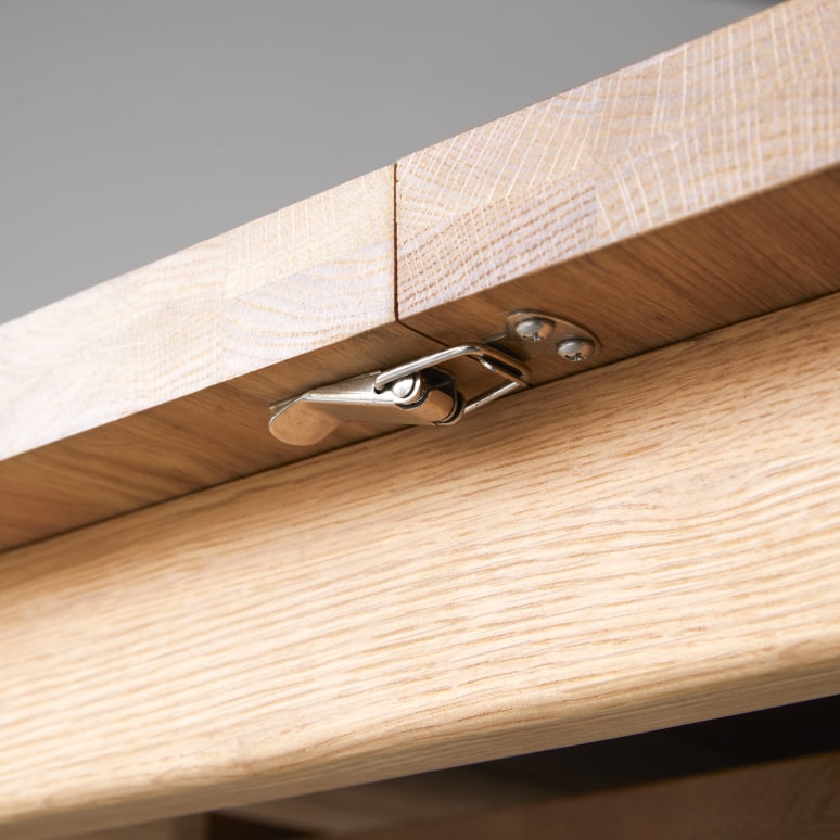 Maia -  Solid Oak Extendable Table for 6 to 12 people