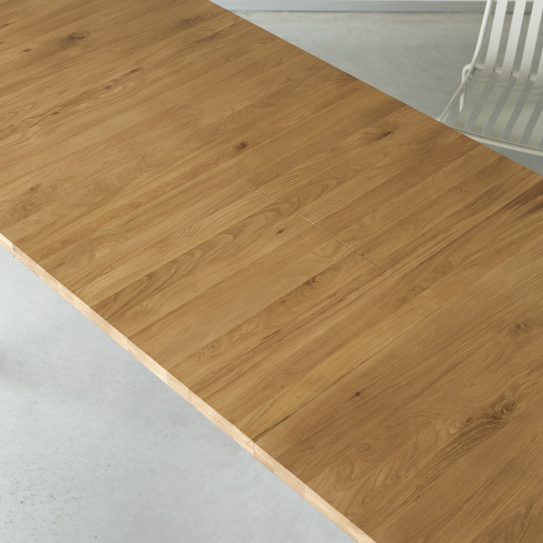 Maia -  Solid Oak Extendable Table for 6 to 12 people