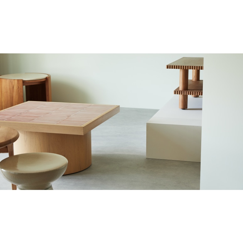 Karel - Salontafel in mindihout en keramiek