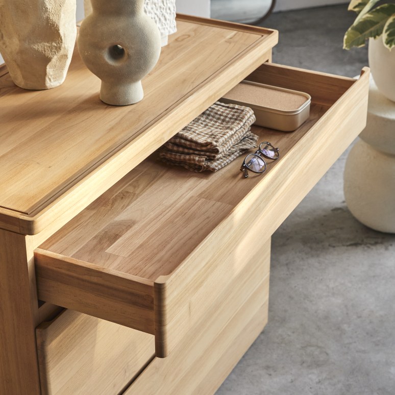 Nino - Commode in massief teak