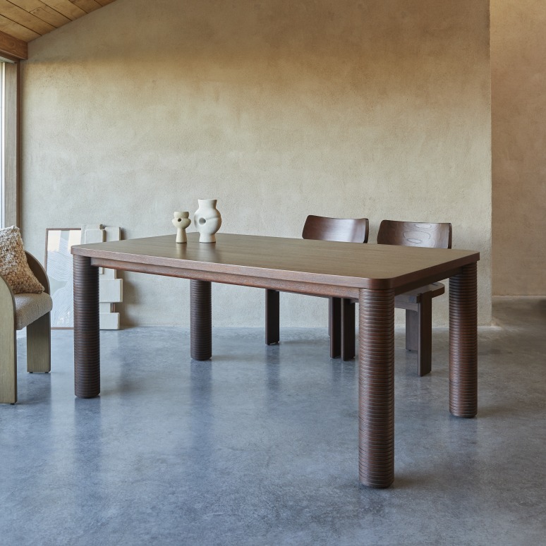 Leandro - Table en Mindi 6-8 pers.