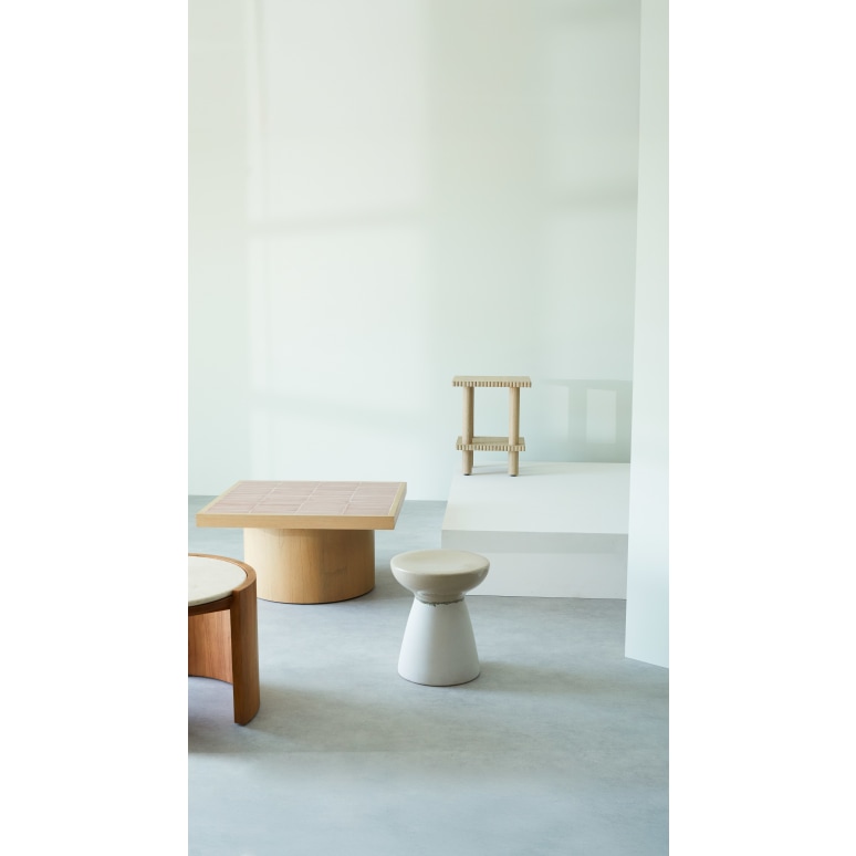 Pablo - Sgabello in ceramica