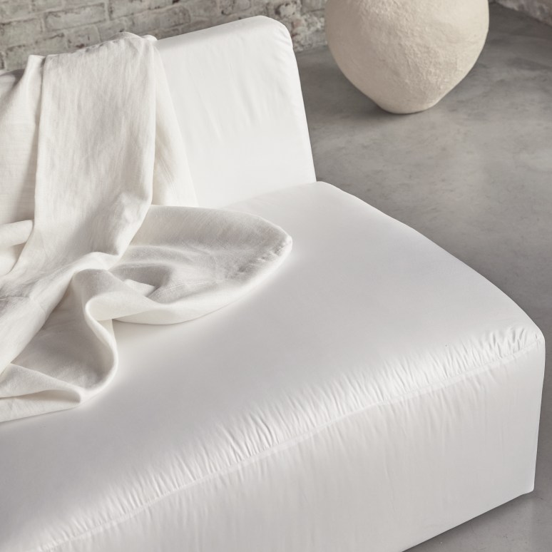 Nils - Sofá esquinero modulable de lino blanco con meridiana, 2 plazas 