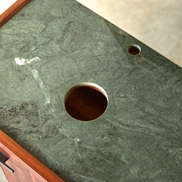 Jade - Meuble sous vasque en palissandre massif et marbre 120 cm