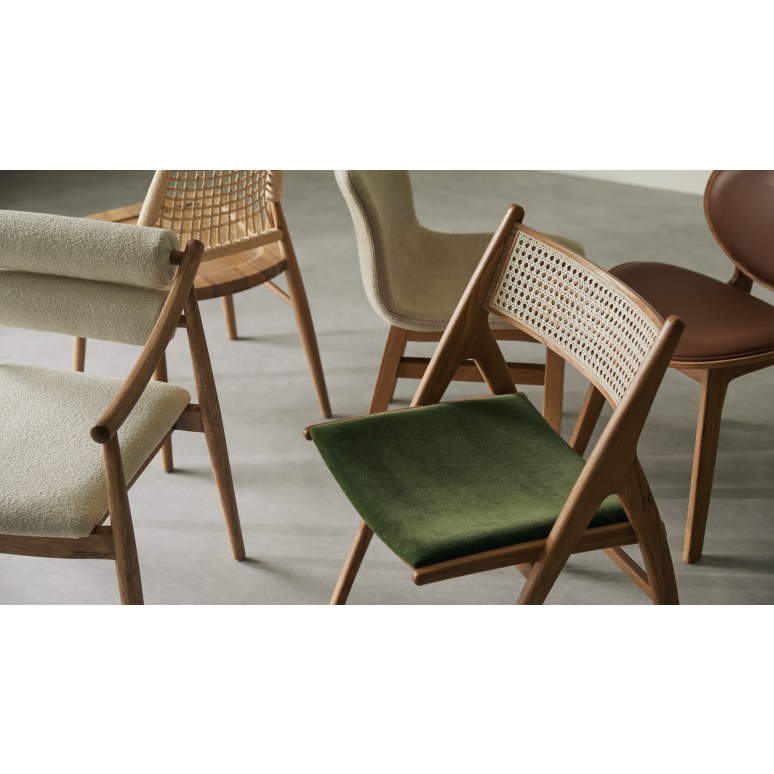 Clara - Silla de roble macizo y terciopelo verde