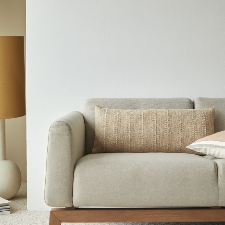 Selin - Coussin en laine 70x30 cm