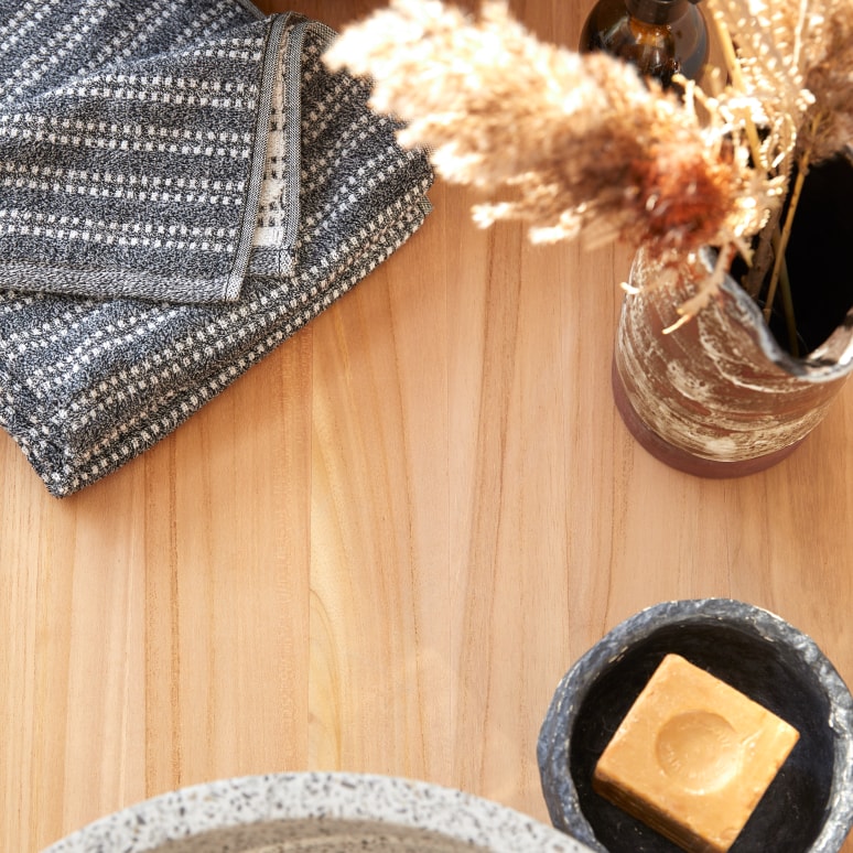 Serena - Mobile contenitore in teak massello 165 cm