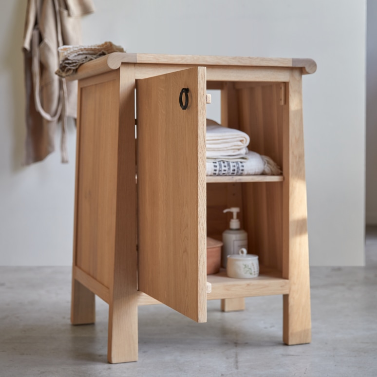 Volute - Meuble de rangement en chêne massif 65 cm