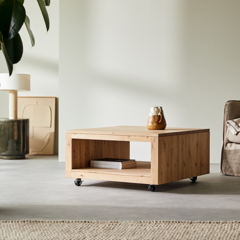 Anoa - Quadratischer Couchtisch aus massivem Eichenholz