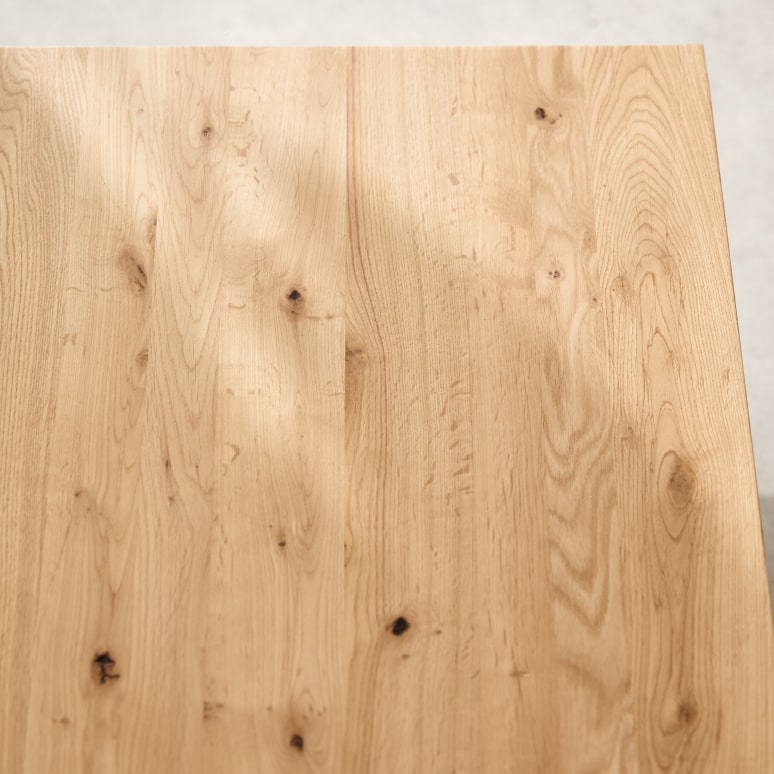 Anoa - Tavolino quadrato in legno di quercia massello