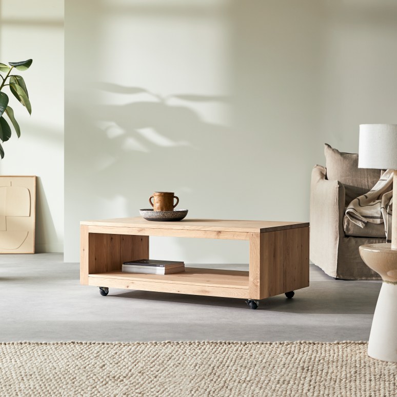 Anoa - Rectangular coffee table in solid oak