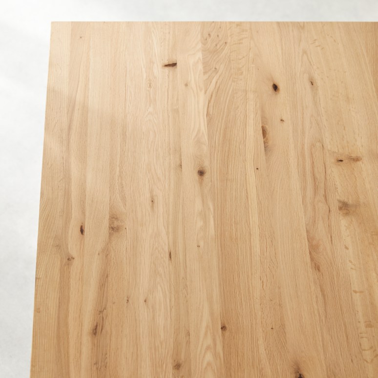 Eden - Massief eiken tafel 6-8 pers.