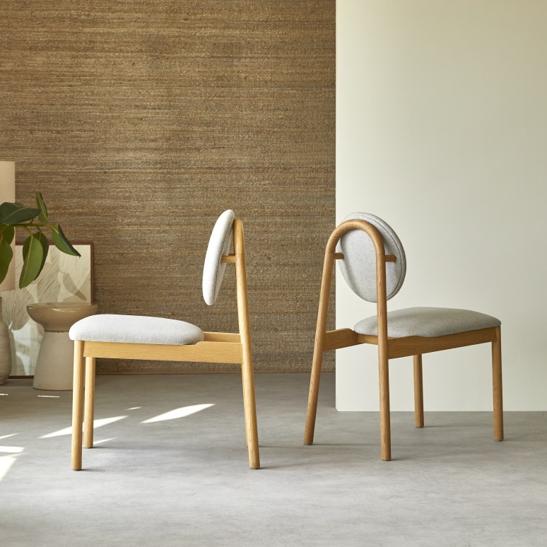 Olive - Chaise en chêne massif et lainage gris