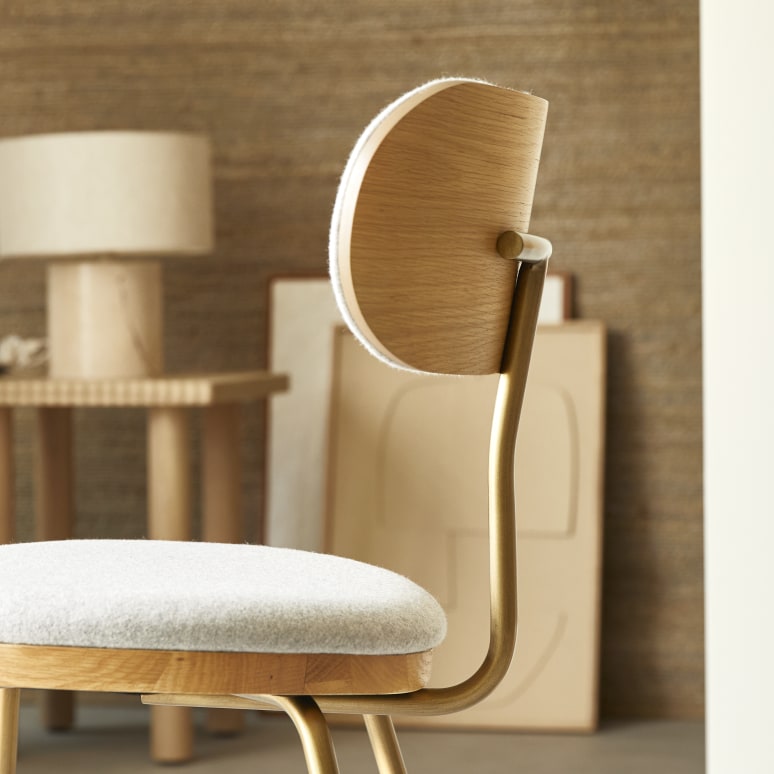 Soline - Chaise en chêne clair massif, tissu gris et métal