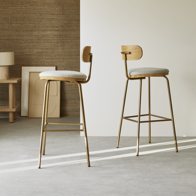 Soline - Chaise de bar en chêne clair massif, tissu gris et métal