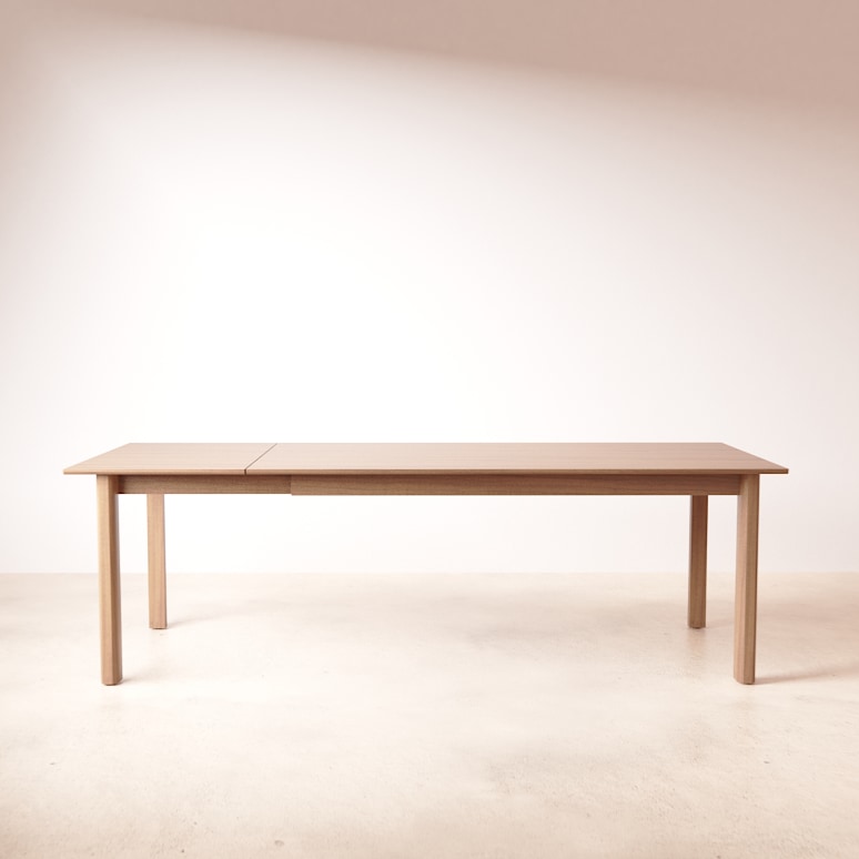 Noah - Table extensible en teck massif 8-10 pers.