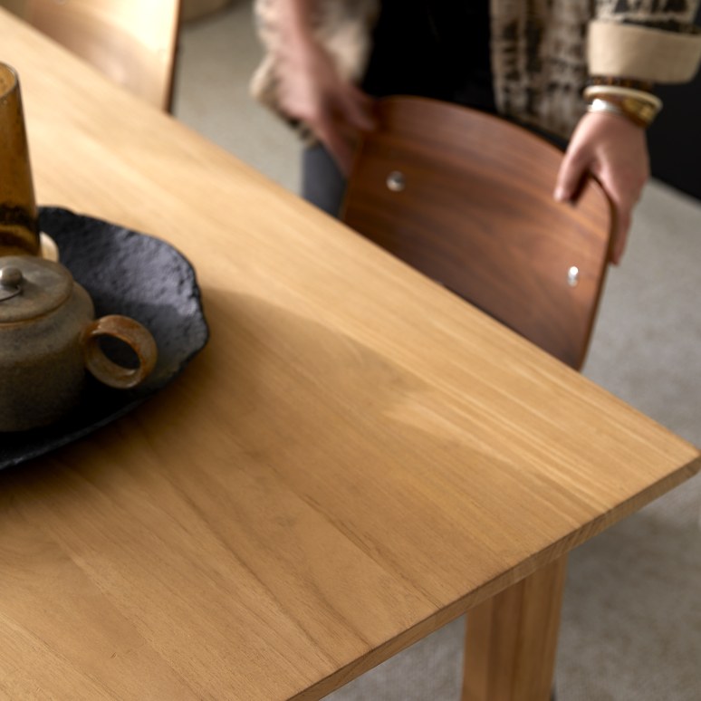 Noah - Table extensible en teck massif 8-10 pers.