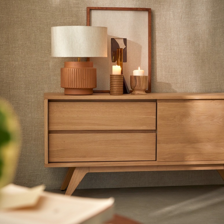 Esmée - 130 cm solid oak TV unit