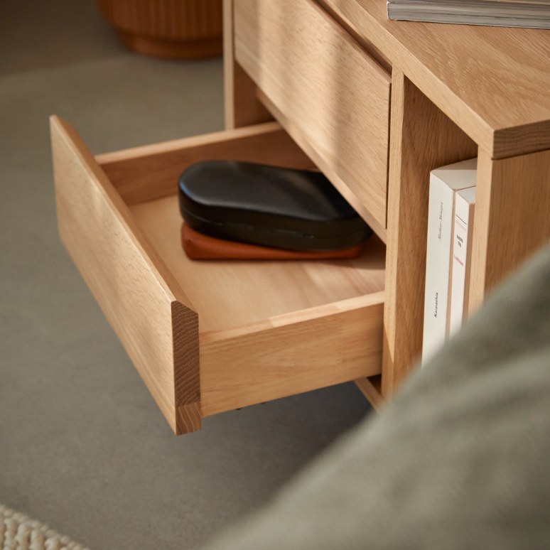 Esmée - Bedside table in solid oak