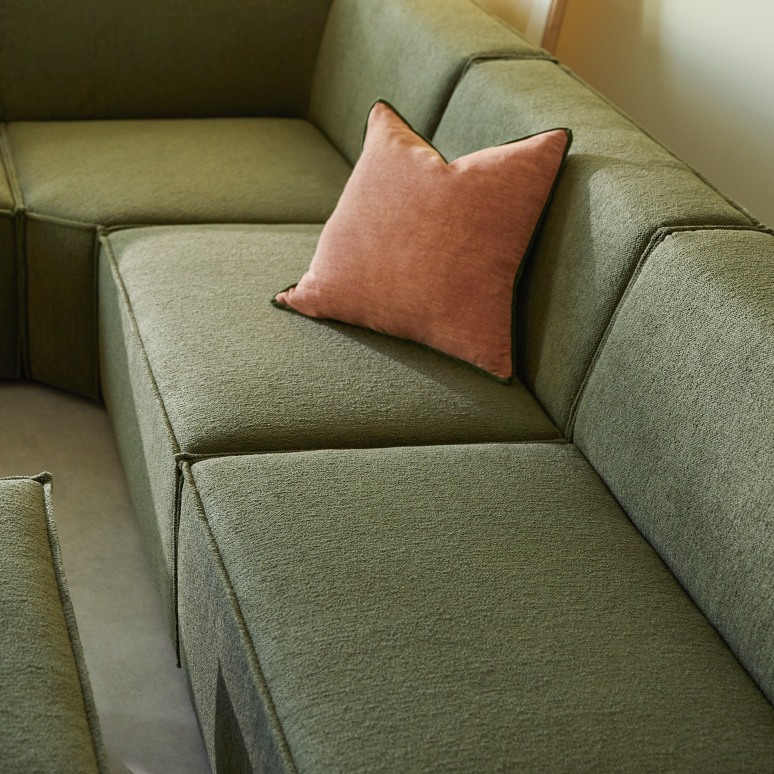 Dario - Modulares Ecksofa aus grünem Stoff, 5-6 Sitzplätze