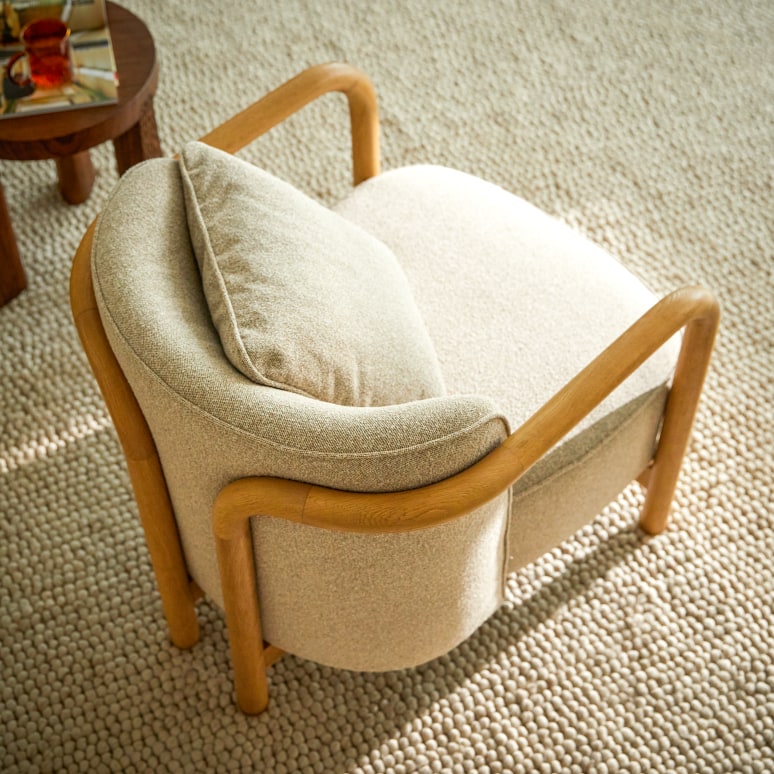 Lya - Fauteuil en chêne massif et tissu gris