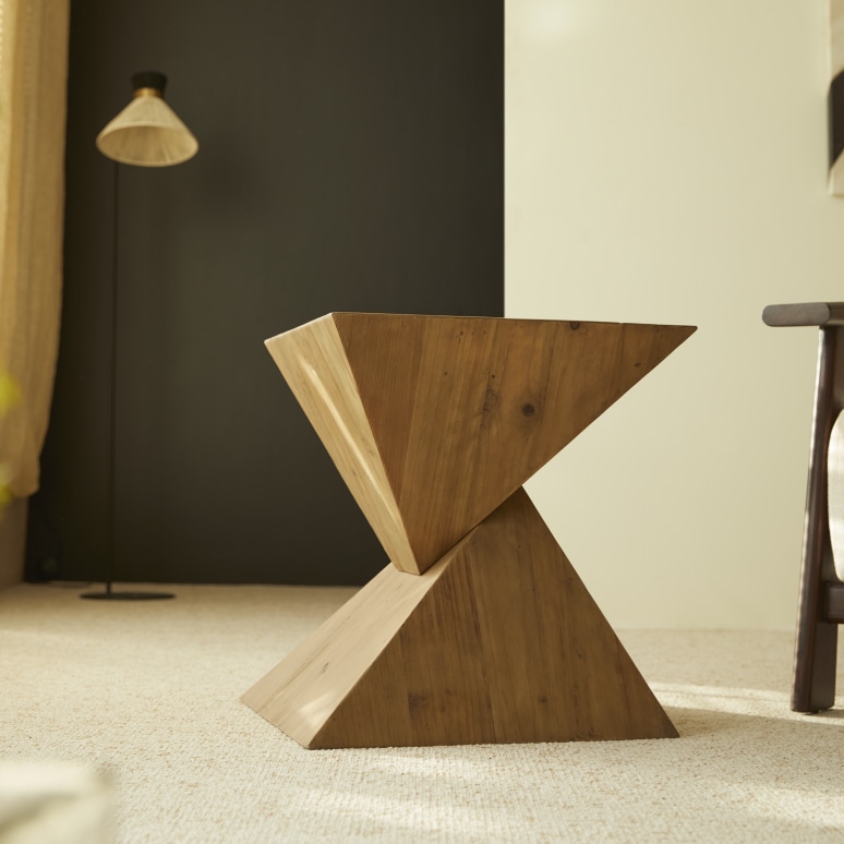 Pio - Bout de canapé en pin massif recyclé