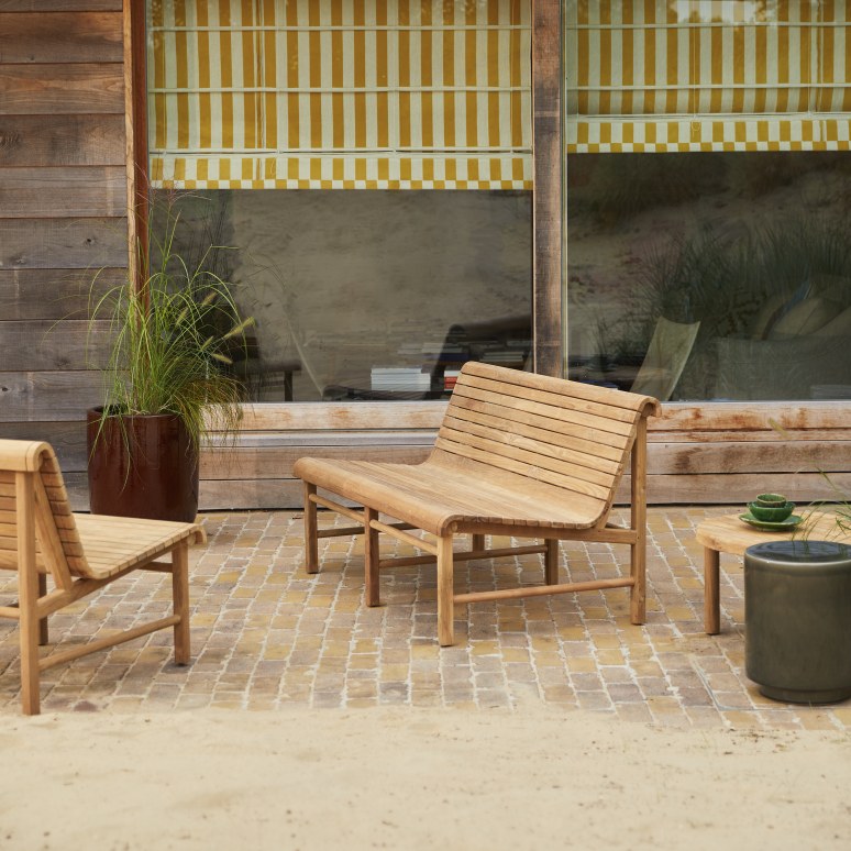 Hélen - Gartenbank aus massivem, recyceltem Teakholz, 2 Personen