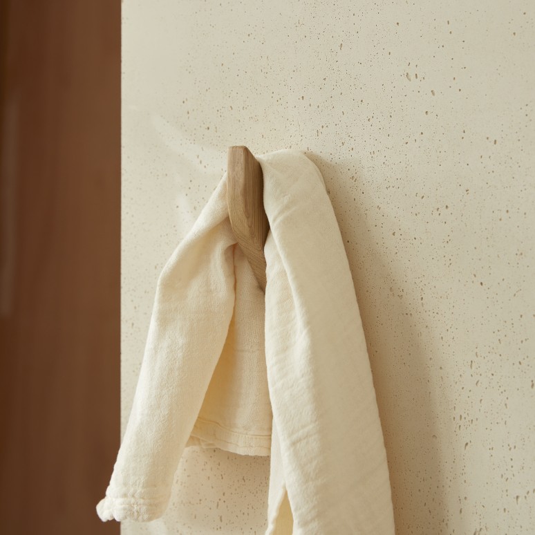 Lea - Solid oak coat hook