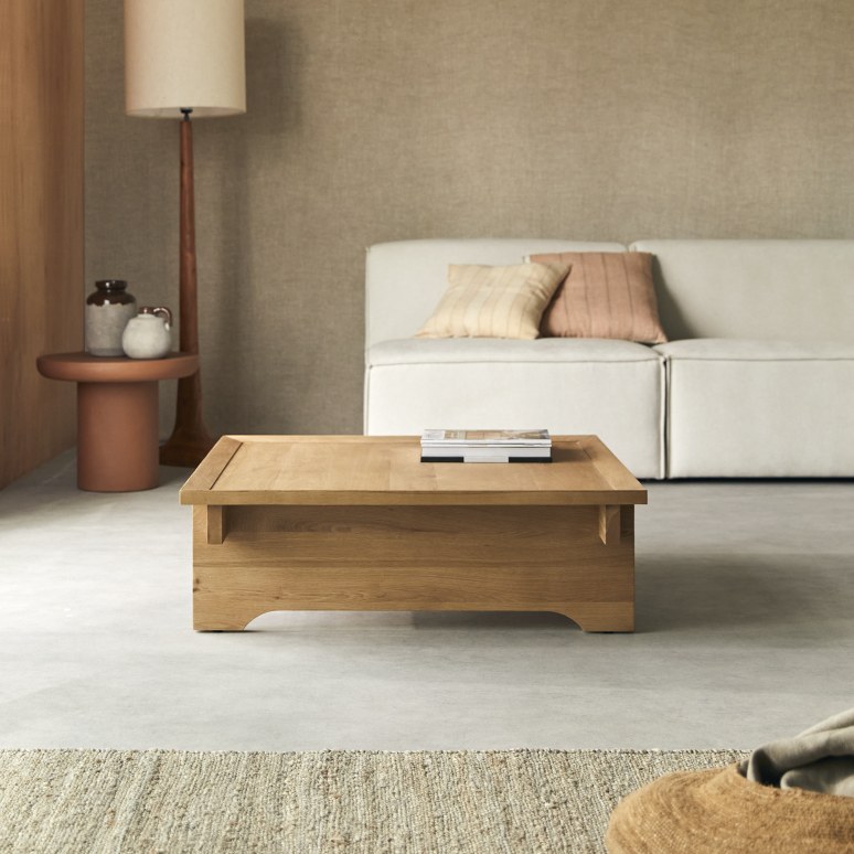 Miu - Quadratischer Couchtisch aus massiver Eiche