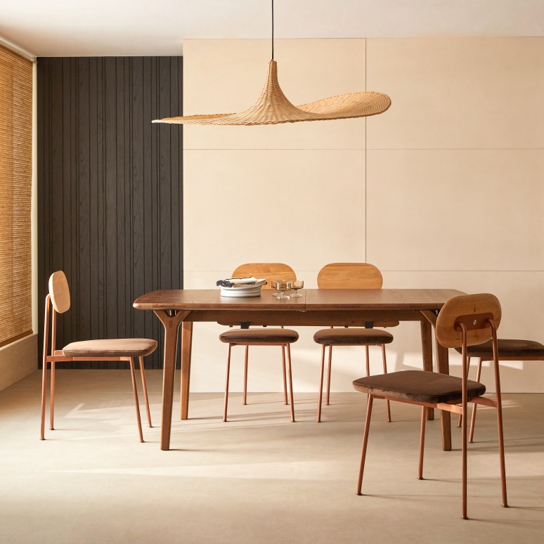 Clara - Tavolo allungabile in rovere massello brown 6-12 persone