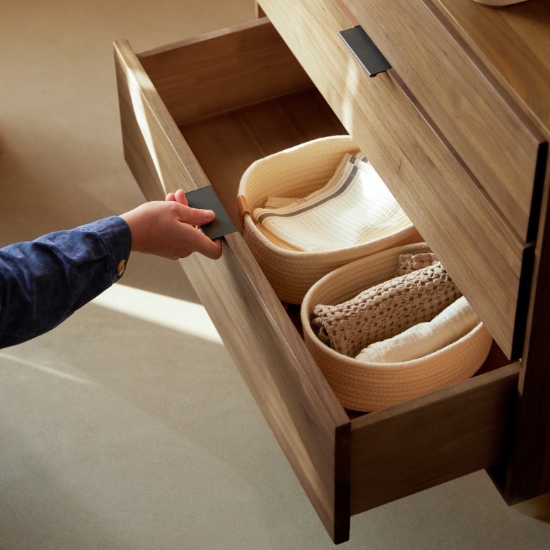 Senson - Solid walnut bathroom unit 80 cm