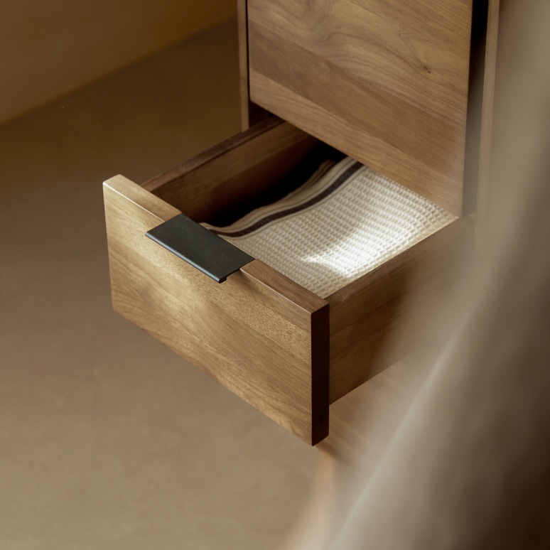 Senson - Solid walnut storage tower