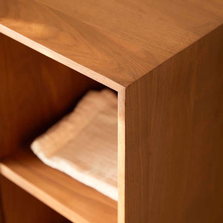 Senson - Solid walnut storage tower