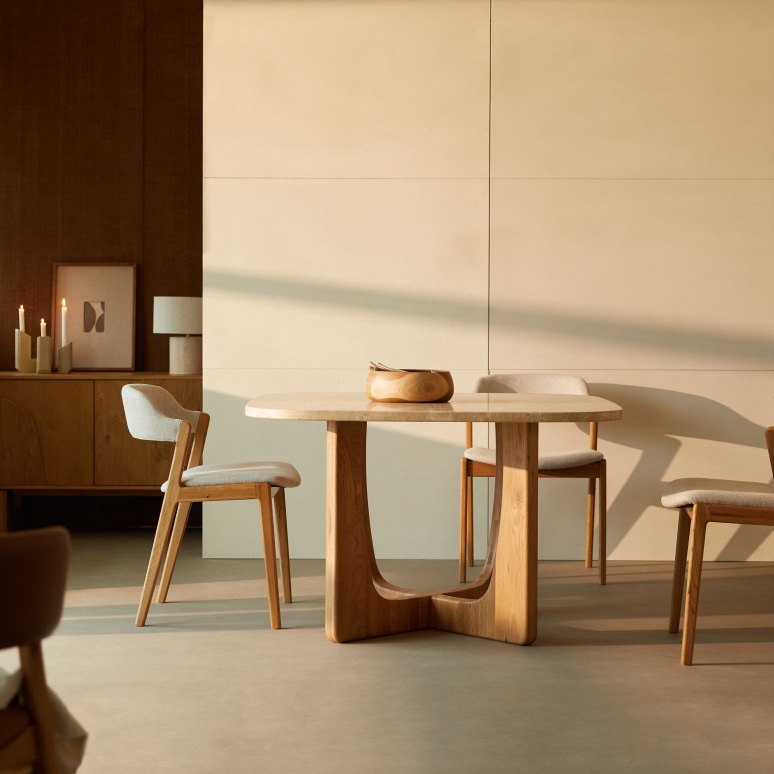 Mattia - 4-seater table in solid oak and travertine