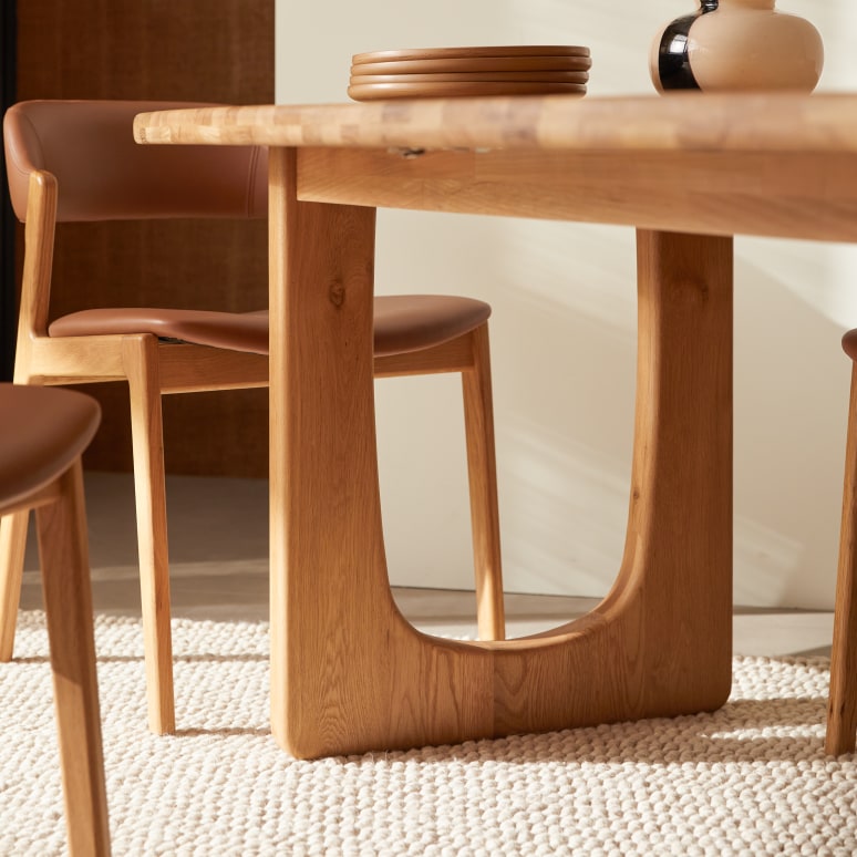 Mattia - Solid oak 8–14-seater extendable table