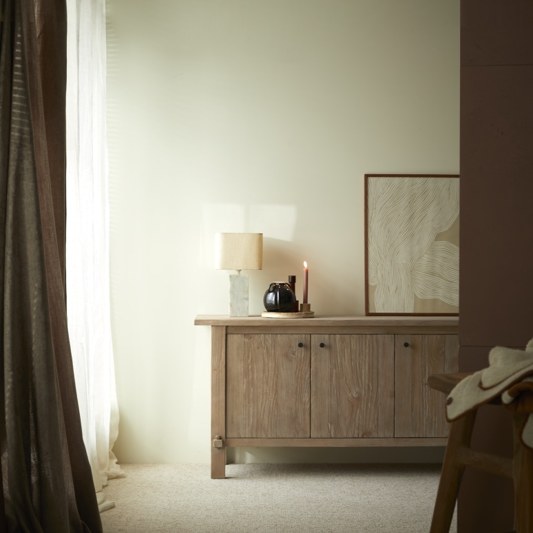 Hazel - Buffet en pin massif recyclé 150 cm